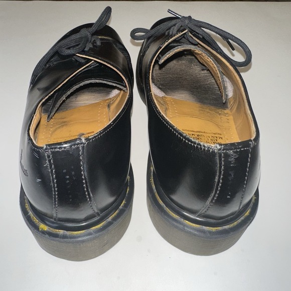Dr. Doc Martens Mens US 9 Womens US 10 Oxford Smooth Leather Shoes Laces *Flaws* - Picture 5 of 16